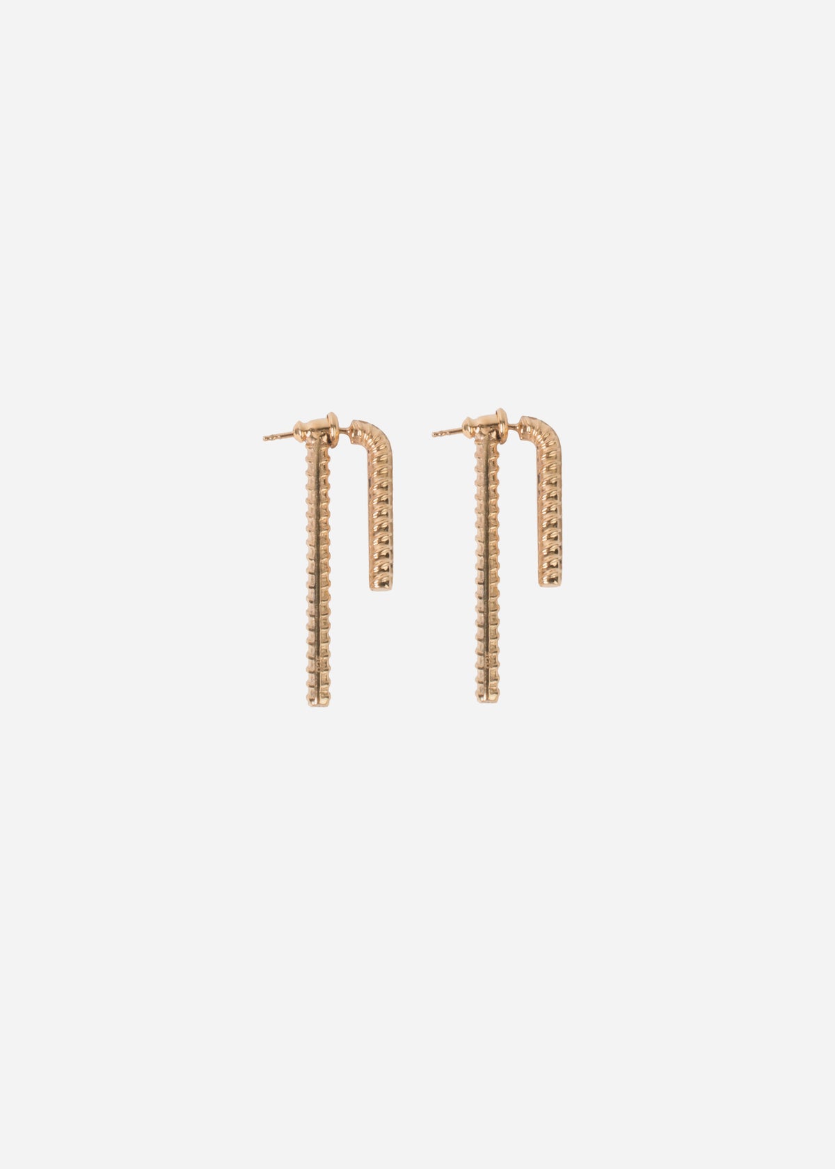 Aretes Varilla de Construcción 37mm – baño de oro